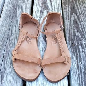 Women's Rainbow tan leather Sandals. Size 9